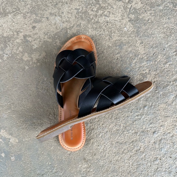 Rock & Candy black slide sandals women’s size 7.5 - Picture 2 of 2